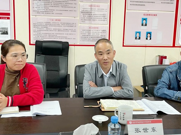 1617675094308157.jpg 南昌市政公用集團宣傳部傅越華指導(dǎo)報告文學(xué)創(chuàng)作6002.jpg