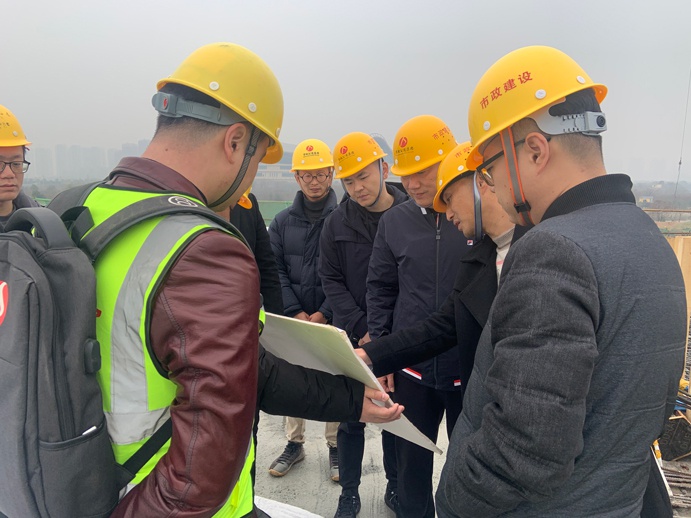 1641258741436599.jpg 南昌市政建設集團赴項目一線開展元旦慰問6911.jpg