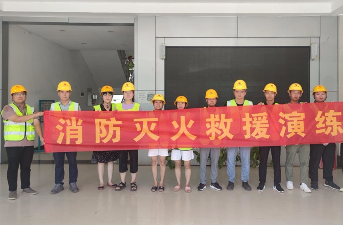 南昌市政建設(shè)幸福渠片區(qū)項目部組織開展培訓式消防演練