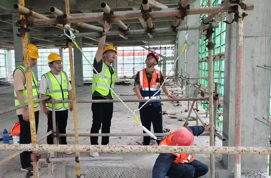 南昌市政建設(shè)集團(tuán)開展安全生產(chǎn)專項(xiàng)檢查 排查20項(xiàng)隱患整改率100% 南昌市政建設(shè)集團(tuán)開展安全生產(chǎn)專項(xiàng)檢查 排查20項(xiàng)隱患整改率100%